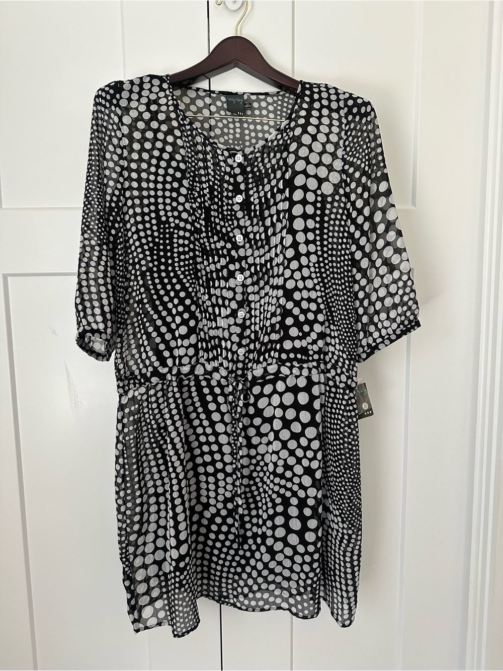 Gabby Skye Black & White Polka Dot Mini Dress 14‎